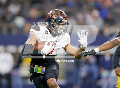 Thumbnail 1 in Aledo vs. Fort Bend Marshall (UIL 5A Division 2 Final) photogallery.
