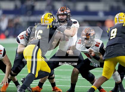 Thumbnail 2 in Aledo vs. Fort Bend Marshall (UIL 5A Division 2 Final) photogallery.