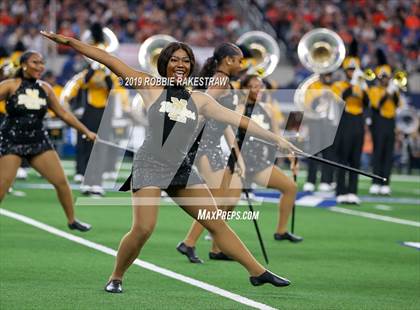 Thumbnail 3 in Aledo vs. Fort Bend Marshall (UIL 5A Division 2 Final) photogallery.