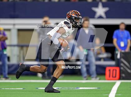 Thumbnail 1 in Aledo vs. Fort Bend Marshall (UIL 5A Division 2 Final) photogallery.
