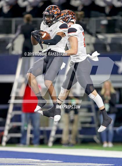 Thumbnail 2 in Aledo vs. Fort Bend Marshall (UIL 5A Division 2 Final) photogallery.