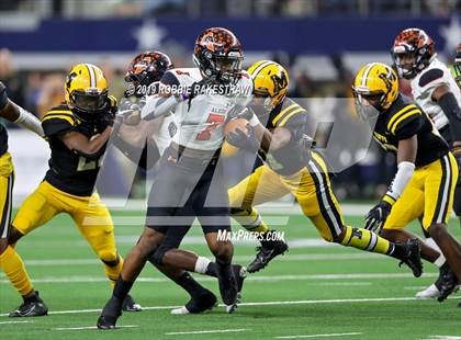 Thumbnail 1 in Aledo vs. Fort Bend Marshall (UIL 5A Division 2 Final) photogallery.