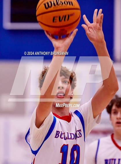 Thumbnail 1 in Del Oro @ Folsom photogallery.