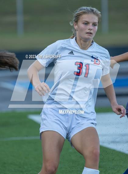 Thumbnail 3 in South Dearborn vs Franklin County (IHSAA 2A Section 28 Round 1) photogallery.
