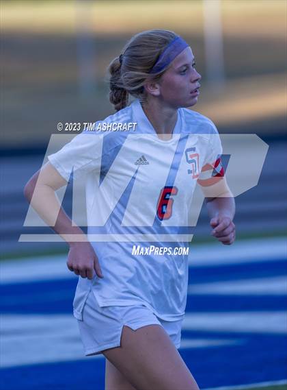 Thumbnail 3 in South Dearborn vs Franklin County (IHSAA 2A Section 28 Round 1) photogallery.