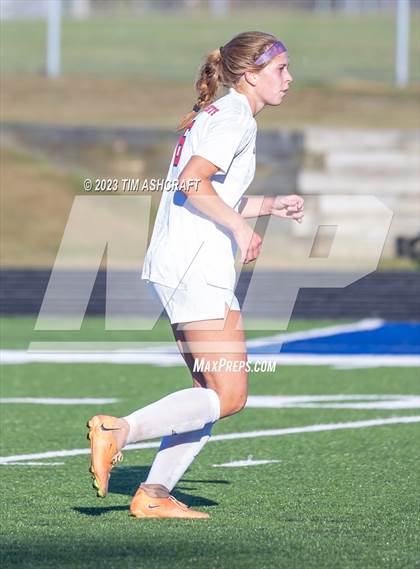 Thumbnail 3 in South Dearborn vs Franklin County (IHSAA 2A Section 28 Round 1) photogallery.