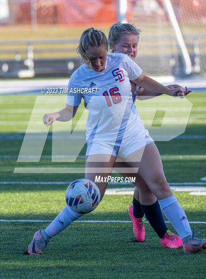 Thumbnail 3 in South Dearborn vs Franklin County (IHSAA 2A Section 28 Round 1) photogallery.