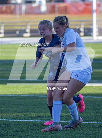 Thumbnail 2 in South Dearborn vs Franklin County (IHSAA 2A Section 28 Round 1) photogallery.