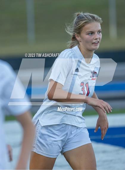 Thumbnail 1 in South Dearborn vs Franklin County (IHSAA 2A Section 28 Round 1) photogallery.