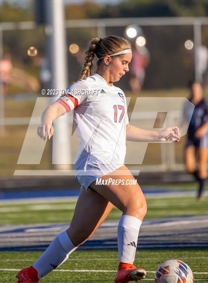 Thumbnail 2 in South Dearborn vs Franklin County (IHSAA 2A Section 28 Round 1) photogallery.