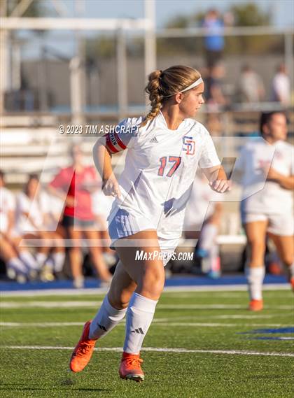 Thumbnail 1 in South Dearborn vs Franklin County (IHSAA 2A Section 28 Round 1) photogallery.