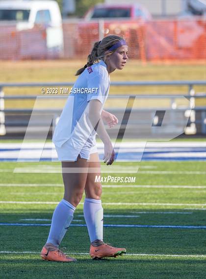 Thumbnail 3 in South Dearborn vs Franklin County (IHSAA 2A Section 28 Round 1) photogallery.