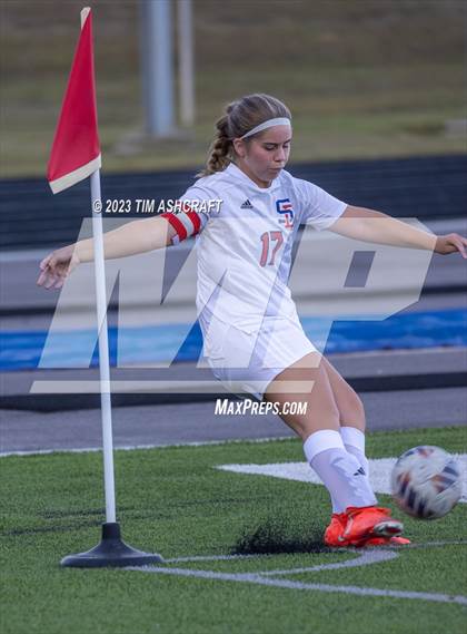 Thumbnail 1 in South Dearborn vs Franklin County (IHSAA 2A Section 28 Round 1) photogallery.