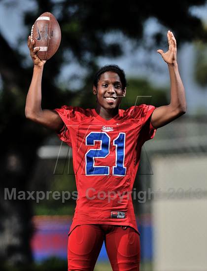 Thumbnail 1 in Serra (Preseason Top 25 Photo Shoot)  photogallery.