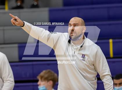 Thumbnail 3 in Burke @ Bellevue East photogallery.
