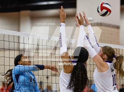 Thumbnail 2 in Cartersville vs. Lovett (Showdown at the Sunsphere) photogallery.