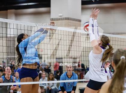 Thumbnail 3 in Cartersville vs. Lovett (Showdown at the Sunsphere) photogallery.