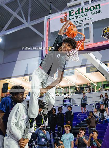 Thumbnail 1 in Slam Dunk Contest (City of Palms Classic) photogallery.