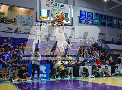 Thumbnail 1 in Slam Dunk Contest (City of Palms Classic) photogallery.