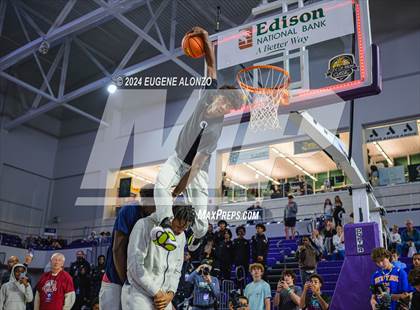 Thumbnail 3 in Slam Dunk Contest (City of Palms Classic) photogallery.
