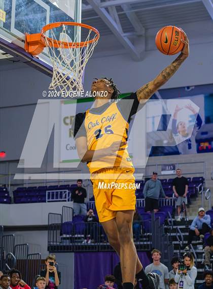 Thumbnail 2 in Slam Dunk Contest (City of Palms Classic) photogallery.