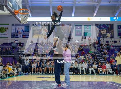 Thumbnail 2 in Slam Dunk Contest (City of Palms Classic) photogallery.