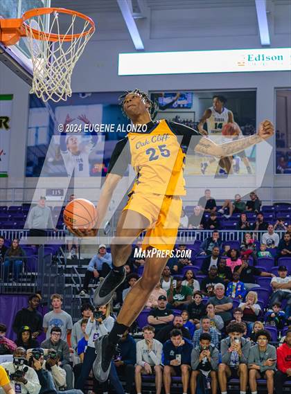 Thumbnail 2 in Slam Dunk Contest (City of Palms Classic) photogallery.