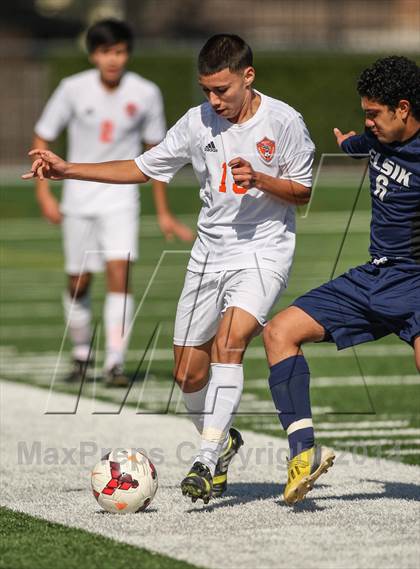 Thumbnail 3 in Alief Elsik vs Fort Bend Bush (Pasadena Cup) photogallery.