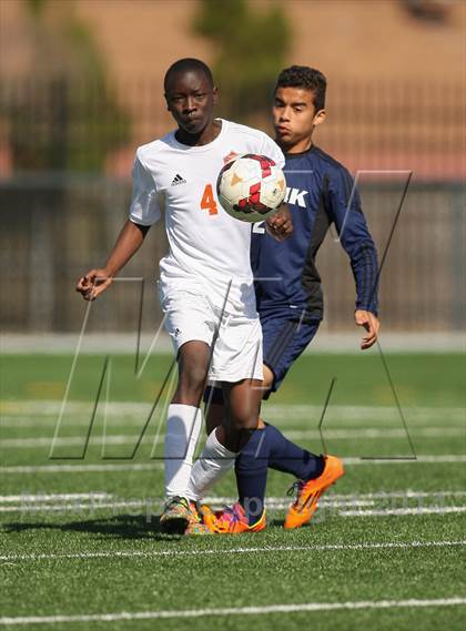 Thumbnail 3 in Alief Elsik vs Fort Bend Bush (Pasadena Cup) photogallery.