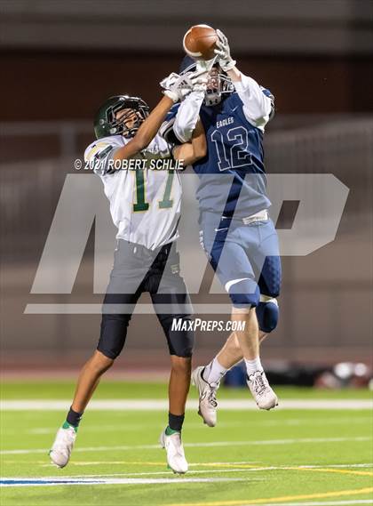 Thumbnail 2 in Monterey Trail @ Vista del Lago photogallery.