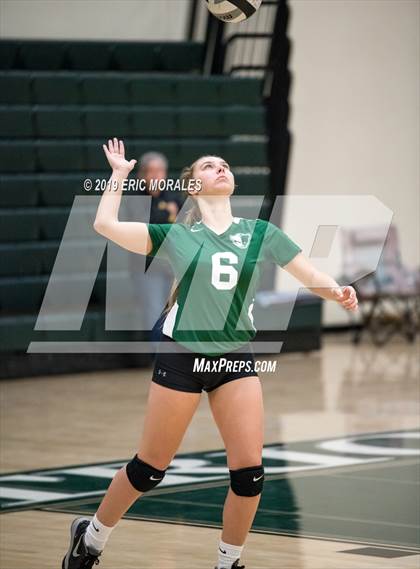 Thumbnail 1 in Hoover vs San Joaquin Memorial (Patriot Varsity Tournament) photogallery.