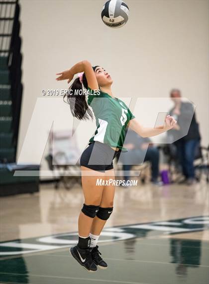 Thumbnail 3 in Hoover vs San Joaquin Memorial (Patriot Varsity Tournament) photogallery.