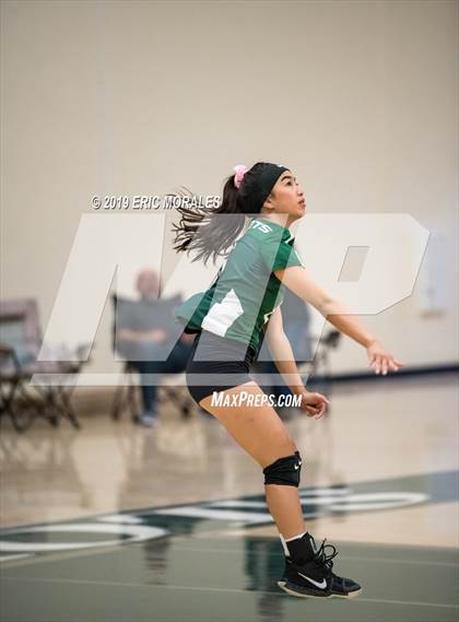 Thumbnail 2 in Hoover vs San Joaquin Memorial (Patriot Varsity Tournament) photogallery.
