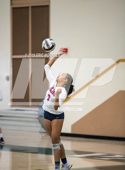 Thumbnail 1 in Hoover vs San Joaquin Memorial (Patriot Varsity Tournament) photogallery.