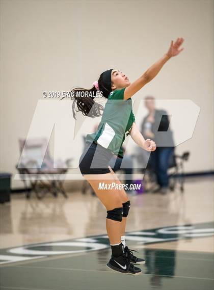 Thumbnail 1 in Hoover vs San Joaquin Memorial (Patriot Varsity Tournament) photogallery.