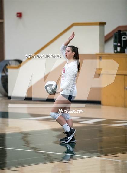Thumbnail 2 in Hoover vs San Joaquin Memorial (Patriot Varsity Tournament) photogallery.