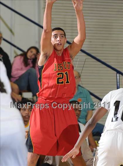 Thumbnail 3 in Jesuit vs. St. Francis (Gridley Invitational) photogallery.