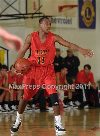 Thumbnail 1 in Jesuit vs. St. Francis (Gridley Invitational) photogallery.