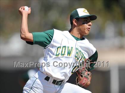 Thumbnail 1 in Saugus @ Canyon photogallery.