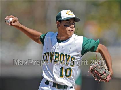 Thumbnail 3 in Saugus @ Canyon photogallery.