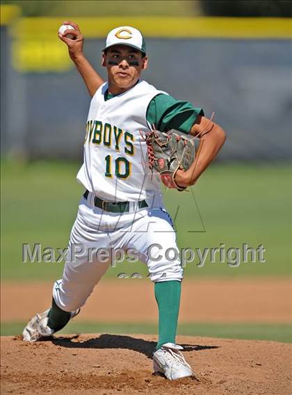 Thumbnail 1 in Saugus @ Canyon photogallery.