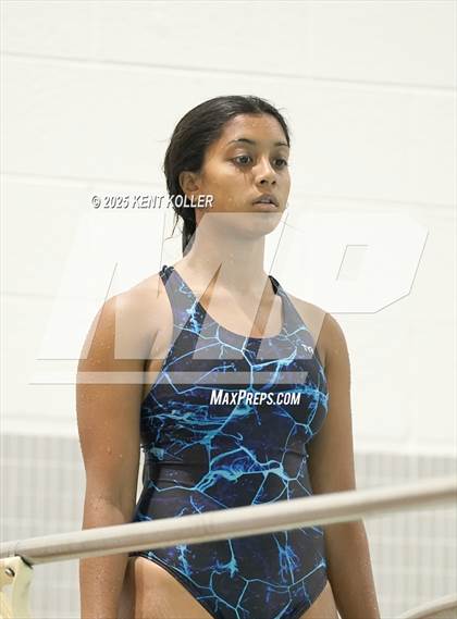 Thumbnail 1 in Warren Woods-Tower vs. Sterling Heights Stevenson (Titan Relays) photogallery.