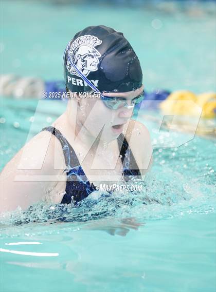 Thumbnail 3 in Warren Woods-Tower vs. Sterling Heights Stevenson (Titan Relays) photogallery.