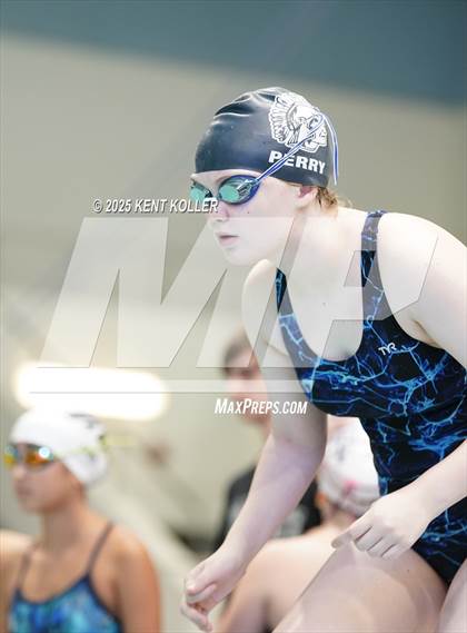 Thumbnail 2 in Warren Woods-Tower vs. Sterling Heights Stevenson (Titan Relays) photogallery.