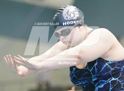 Thumbnail 3 in Warren Woods-Tower vs. Sterling Heights Stevenson (Titan Relays) photogallery.