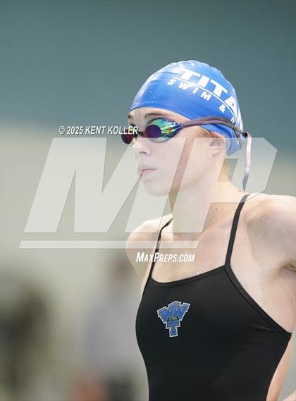 Thumbnail 3 in Warren Woods-Tower vs. Sterling Heights Stevenson (Titan Relays) photogallery.