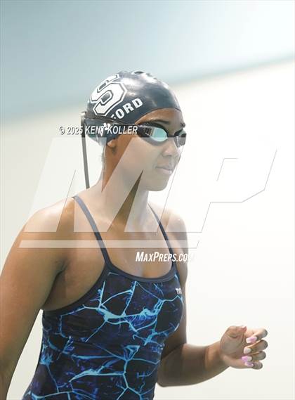 Thumbnail 1 in Warren Woods-Tower vs. Sterling Heights Stevenson (Titan Relays) photogallery.