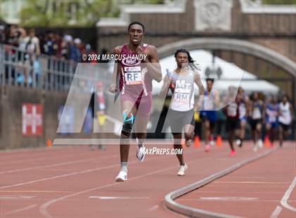 Thumbnail 1 in Penn Relays (4 X 400 Meter) photogallery.