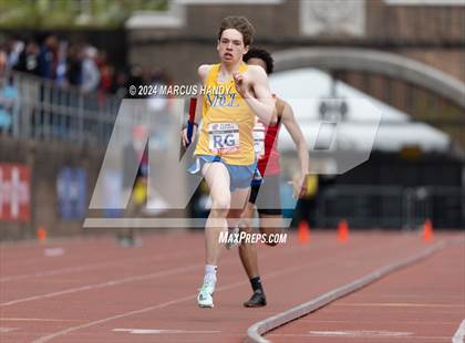 Thumbnail 2 in Penn Relays (4 X 400 Meter) photogallery.