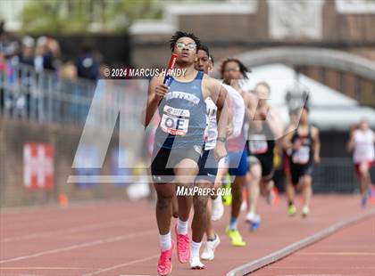 Thumbnail 3 in Penn Relays (4 X 400 Meter) photogallery.